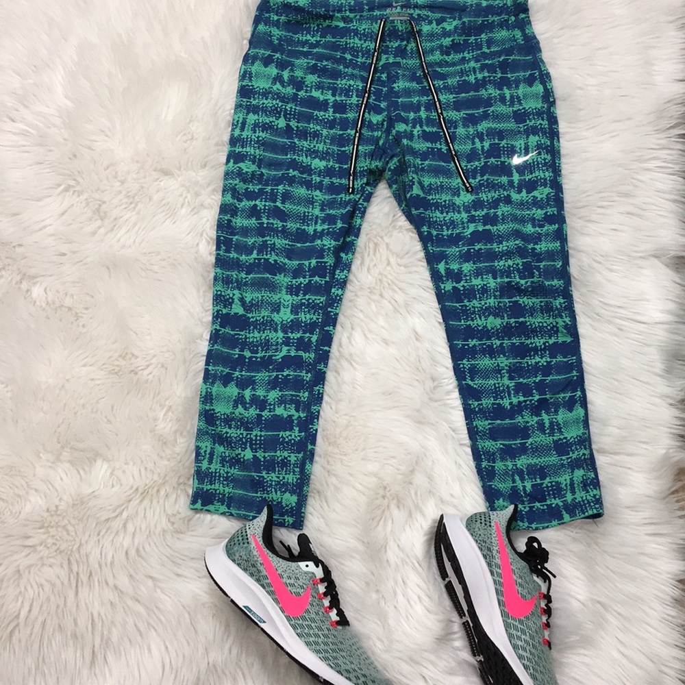 Nike Capri L 💚